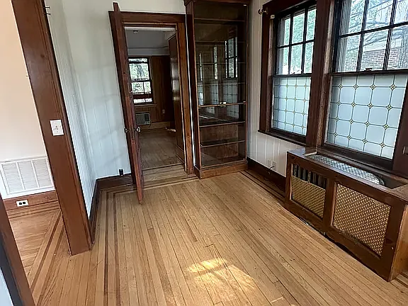 325 Bogert Ave — Photo 19