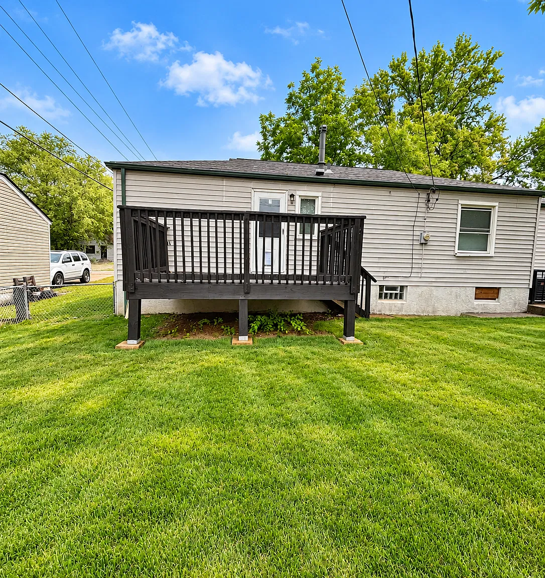 3 bed, 1000 sqft, $1,600 — Photo 3