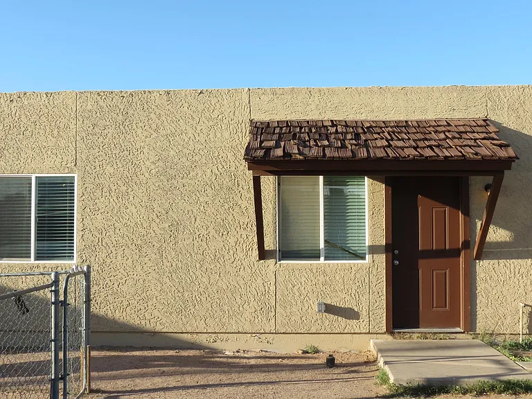 501 E Quail Ave #1 — Photo 5