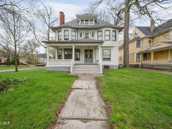 2274 Robinwood Ave, Toledo, OH 43620