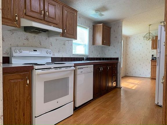 4th image of 9319 Sunset Dr #60