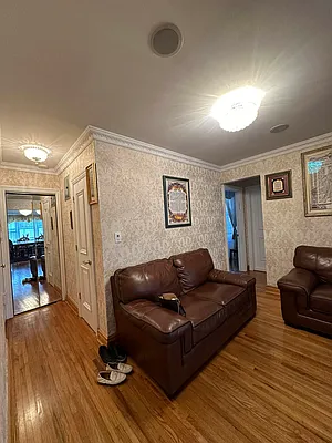 Rented by Amorelli Realty | media 30