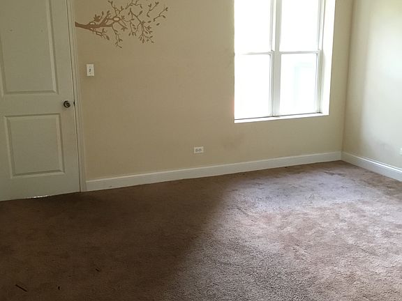 5th image of 7613 S Yates Blvd #1