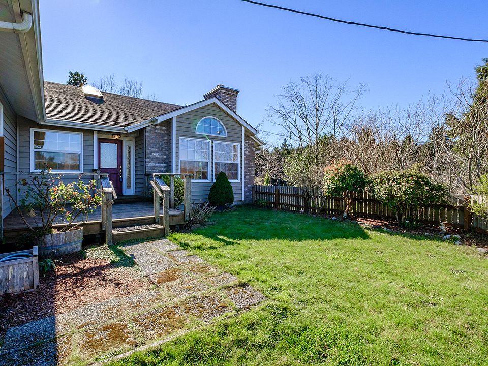 230 SW Cedar St, Waldport, OR 97394 Zillow