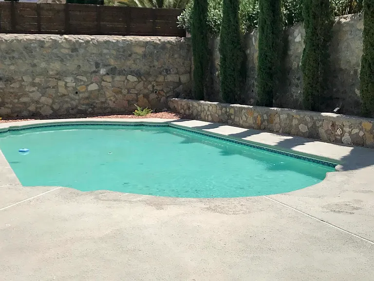 6516 Royal Ridge Dr — Photo 3