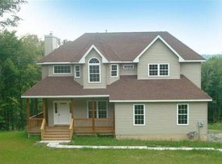 12 Chestnut Rdg, Westtown, NY 10998