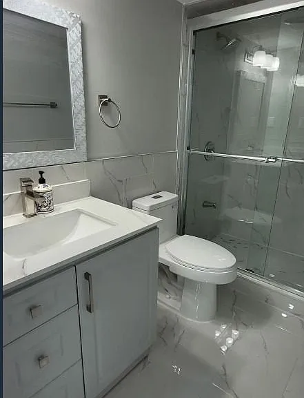 41 Walter English Dr #BASEMENT — Photo 12