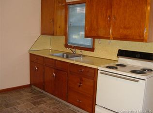 30 Forest Ct, Torrington, CT 06790