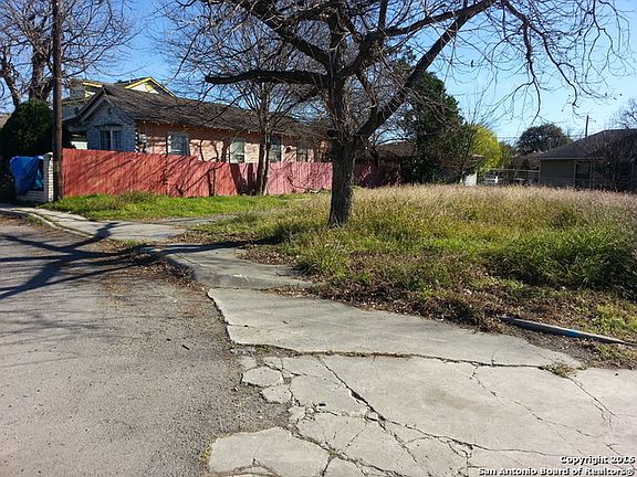 5th image of 2224 Chihuahua St