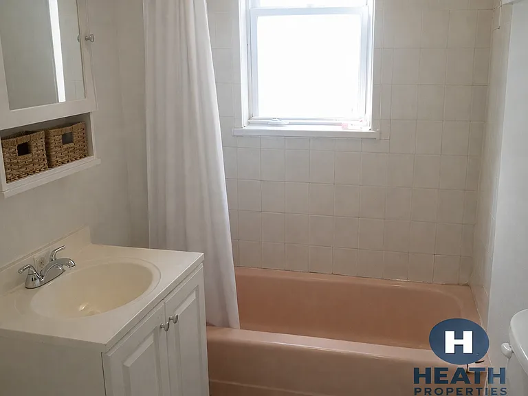 530 Cambridge St #1 — Photo 2