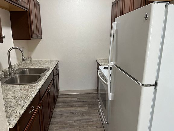 3rd image of 4222 Alabama St #13