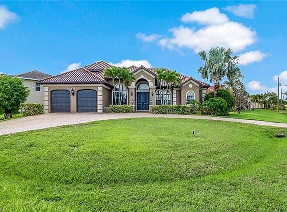 2nd image of 2504 Cape Coral Pkwy W