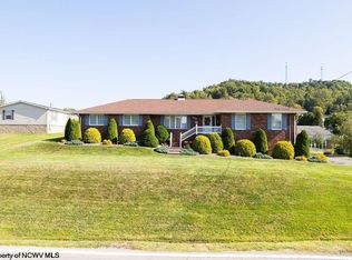8523 Cost Ave, Stonewood, WV 26301