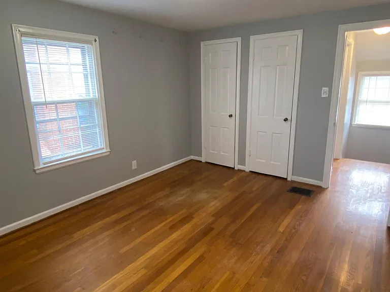 736 Chelsea Ave — Photo 23
