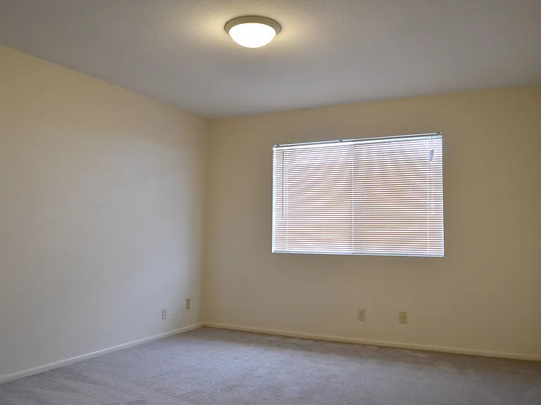 14762 Sequoia St — Photo 13