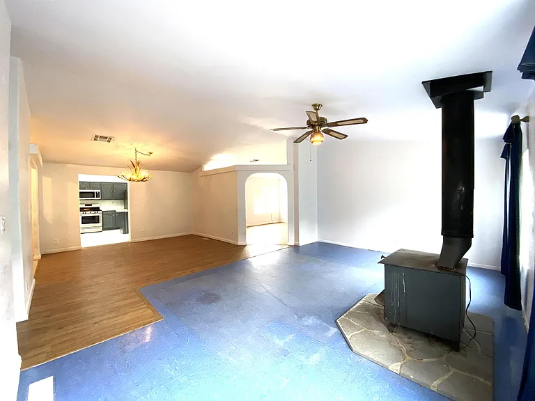 27 Hillcrest Rd — Photo 13