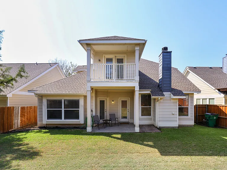 9704 Hedge Bell Dr — Photo 24