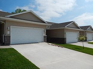 525 S Cherry Ln, Holmen, WI 54636