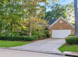 18 S Bristol Oak Cir, Spring, TX 77382