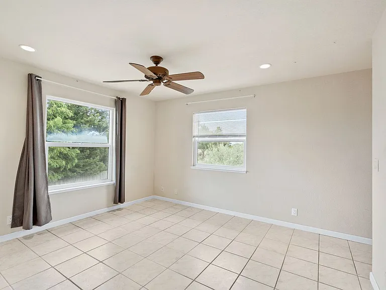 1291 Monticello Rd — Photo 16