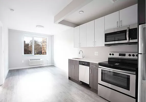 Rented by Avenues Real Estate | media 1