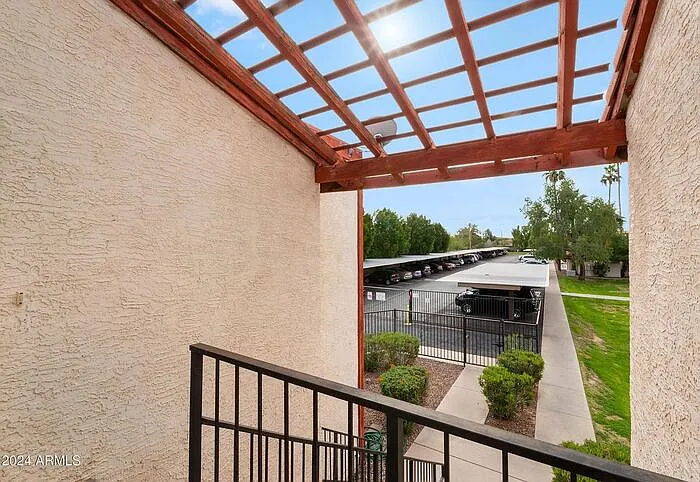 4211 E Palm Ln #202 — Photo 37