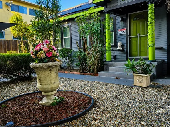 800 N Hobart Blvd, Los Angeles, CA 90029