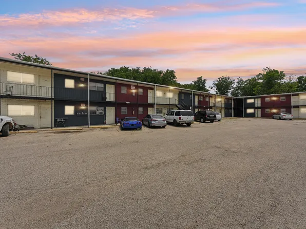 Townshires Apartments, 308 N 18th St #8, Killeen, TX 76541