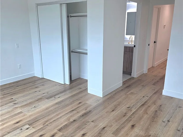 6128 Hazeltine — Photo 10