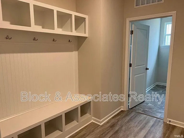 248 Streamliner Blvd — Photo 12