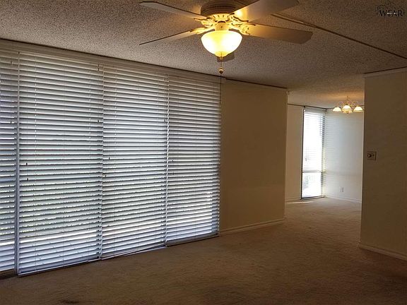 5th image of 2100 Santa Fe St APT 701