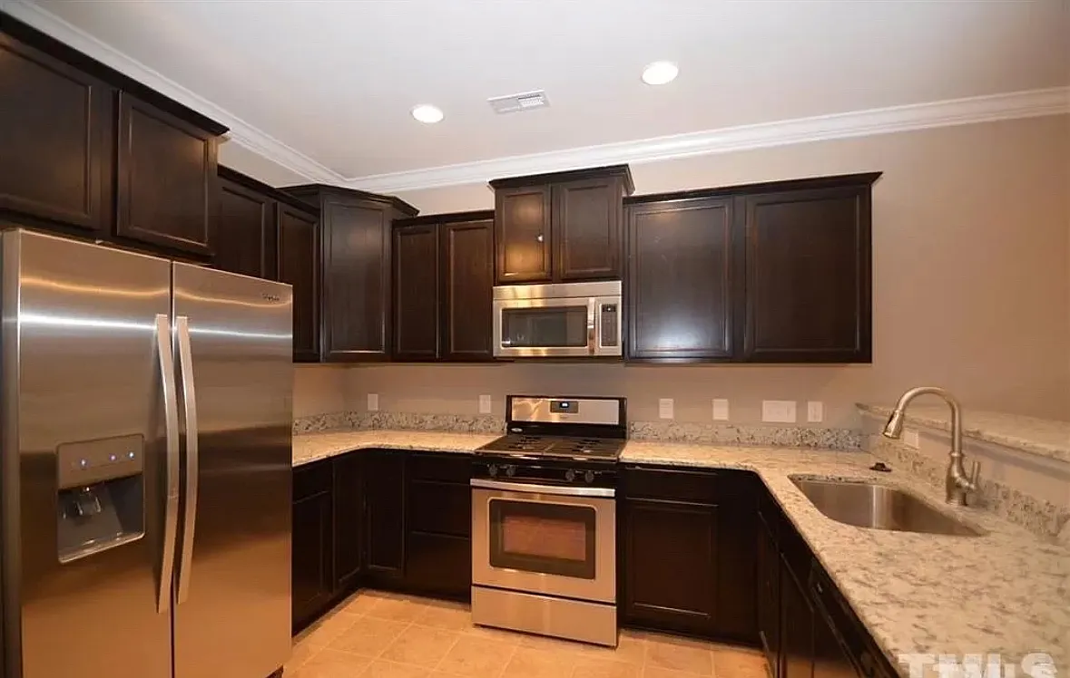 Building Photo - 108 Florians Dr
