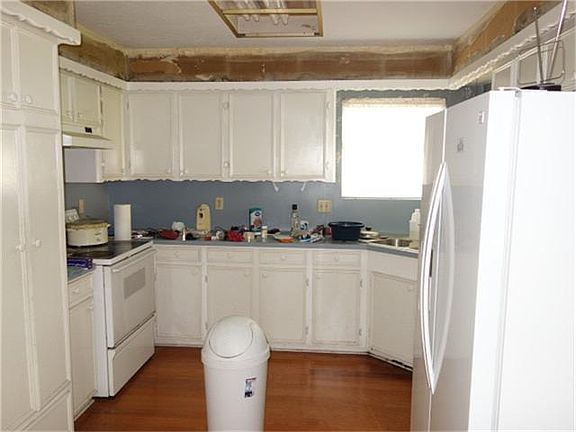 4th image of 12539 Millbanks Dr
