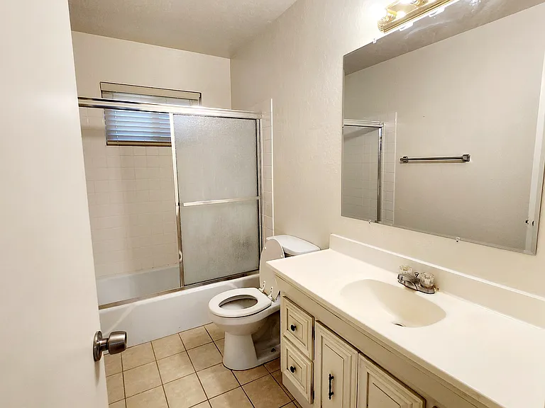 4522 Arden Way — Photo 13