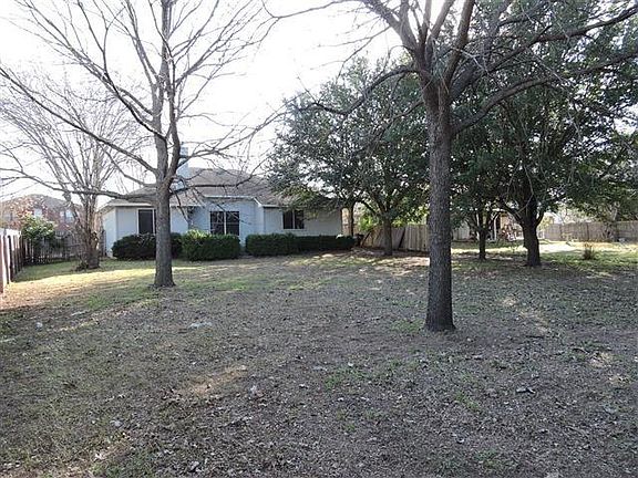 4th image of 2004 Lantana Dr
