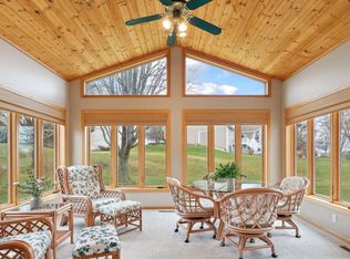 16822 Ironwood Cir, Lakeville, MN 55044