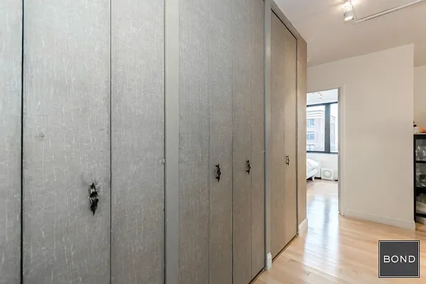 Rented by Bond New York | media 21