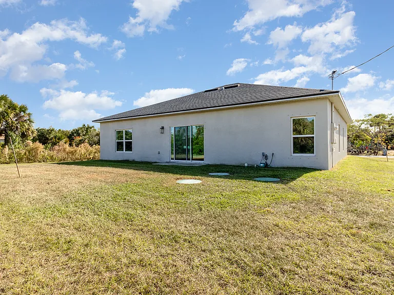 1213 Waterford St SE — Photo 17