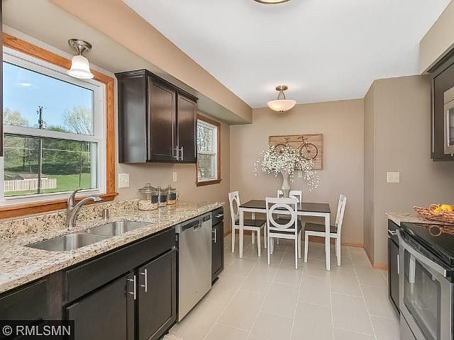 1st image of 208 Harold Dr