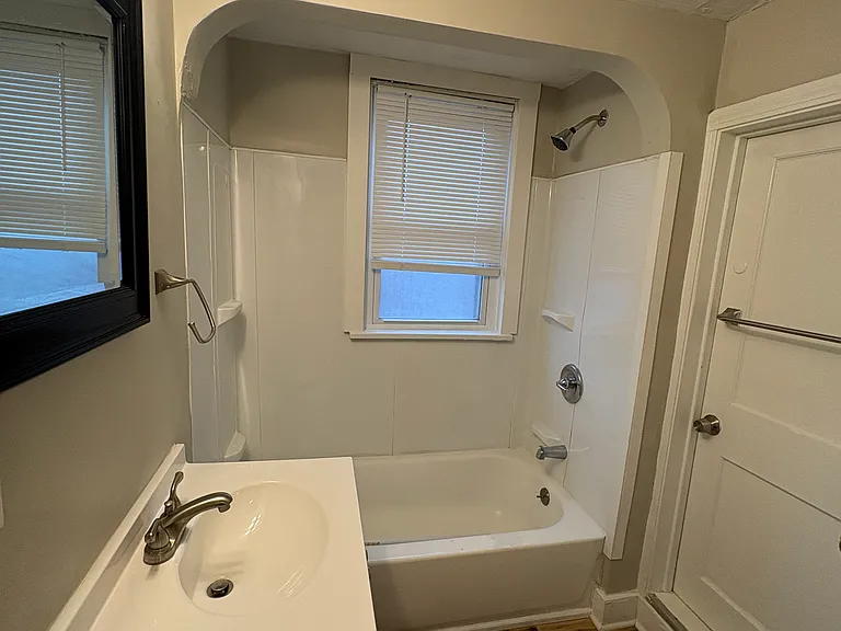 10012 Robinson Ave #2 — Photo 9