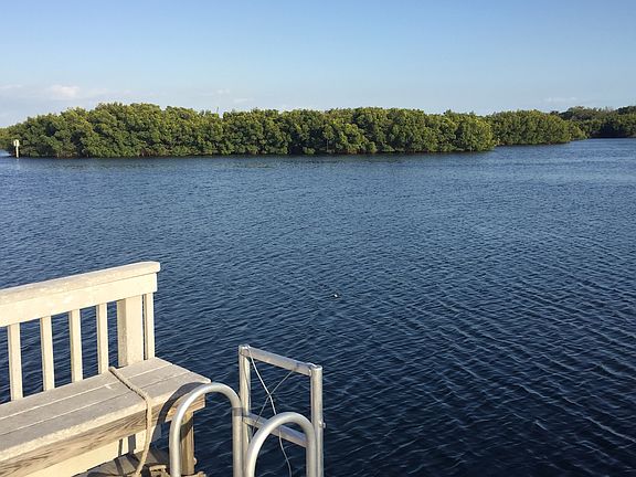 Community dock