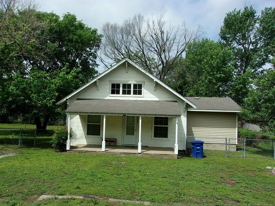 1st image of 205 S Willard St