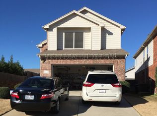 6341 Claire Dr, Fort Worth, TX 76131