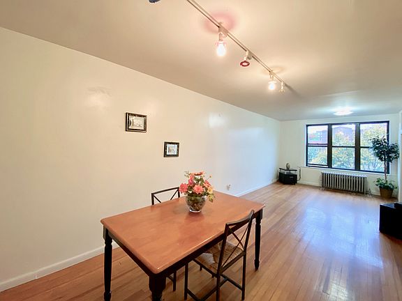 4th image of 30-12 49th St #3D