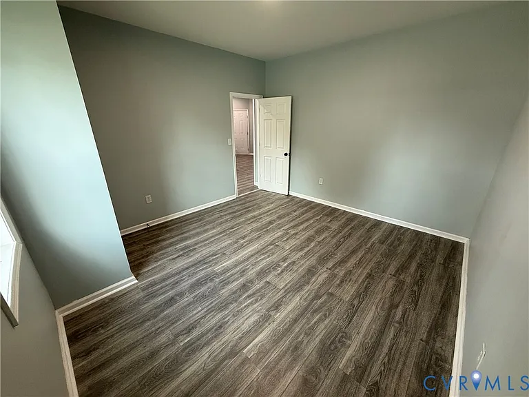 910 Rome St — Photo 17
