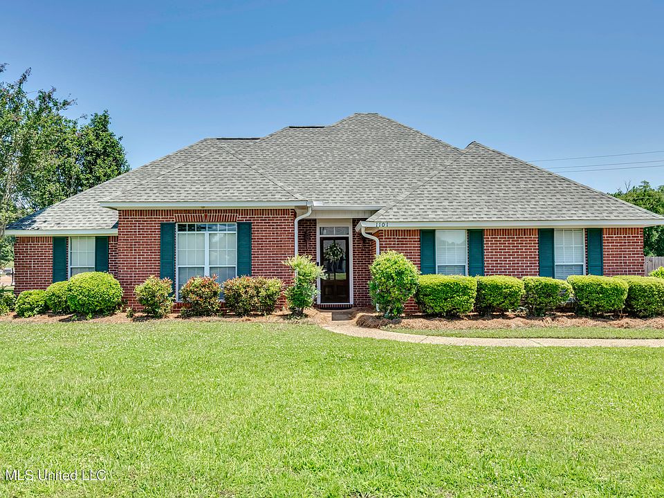 1st image of 1101 Orchardview Cv