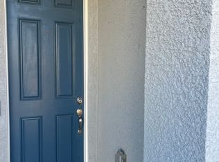 2377 Paramount Ln, Manteca, CA 95337