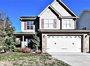 2389 Sedgemont Dr, Winston Salem, NC 27103