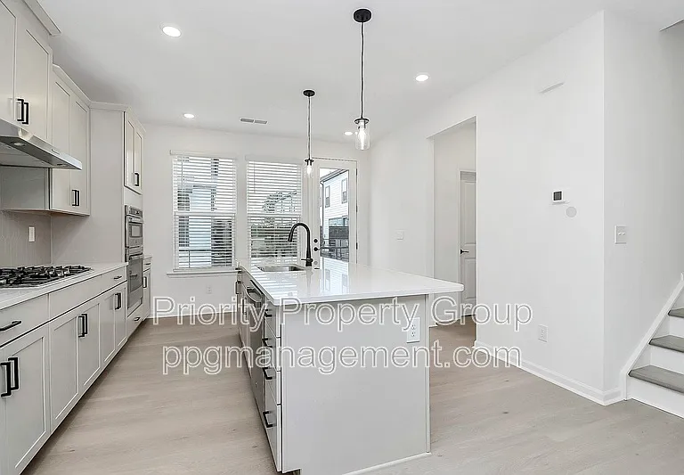 542 Annie Lowery Way — Photo 11