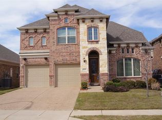 15577 Yarberry Dr, Roanoke, TX 76262